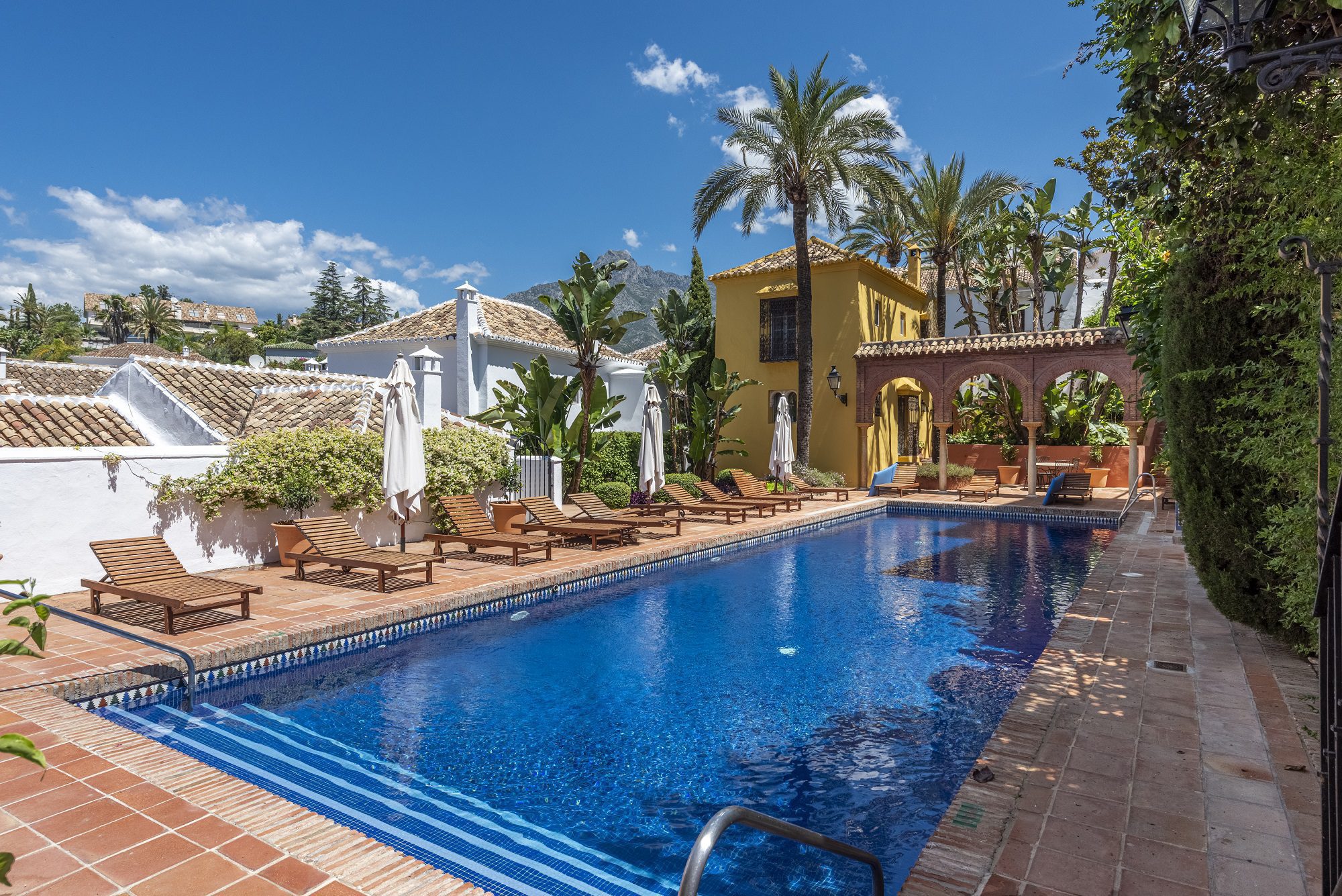 House in Marbella - view 1