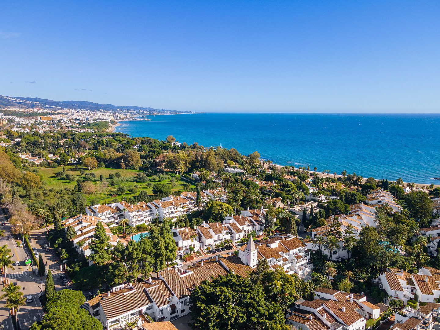 Penthouse in Marbella - view 1