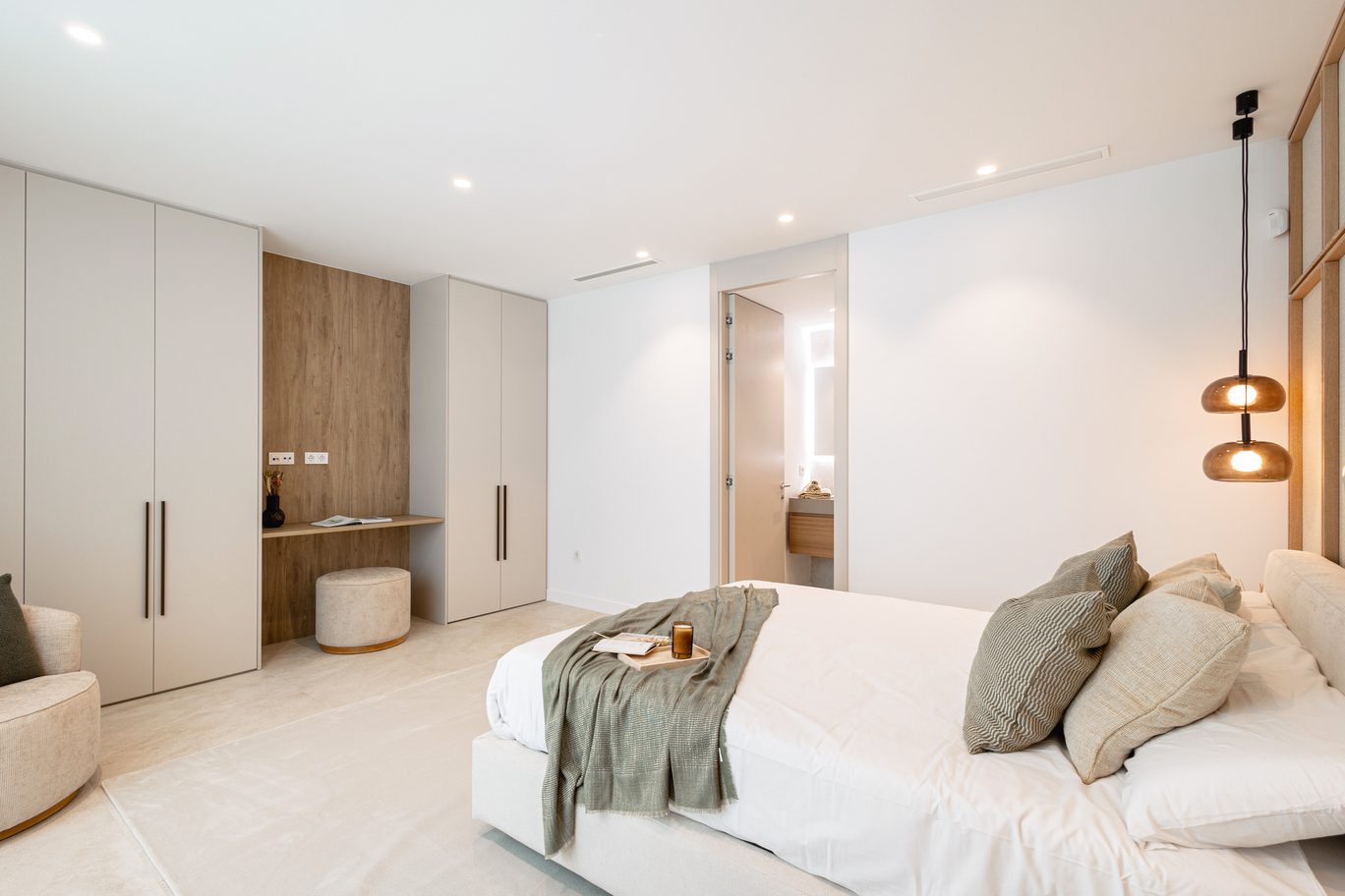 Villa in Nueva Andalucia - Image 5