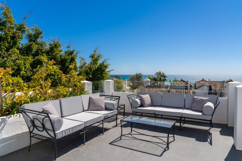 Apartment in Marbella - Image 3