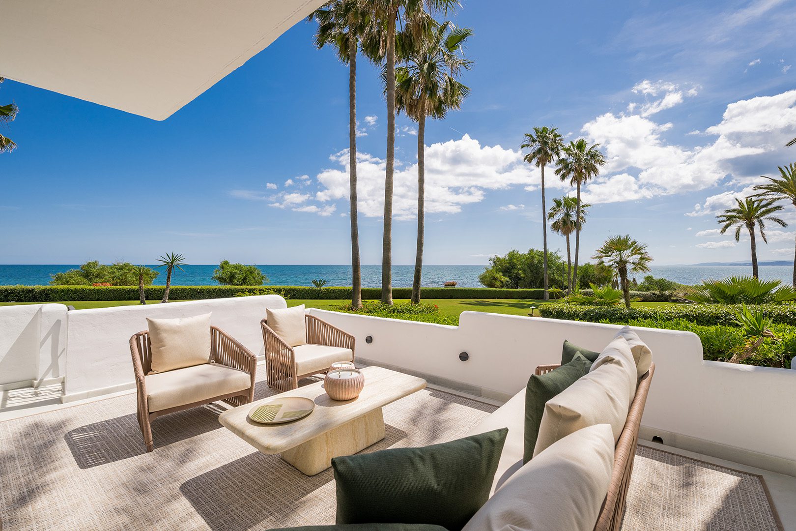 Apartment in Estepona - view 1