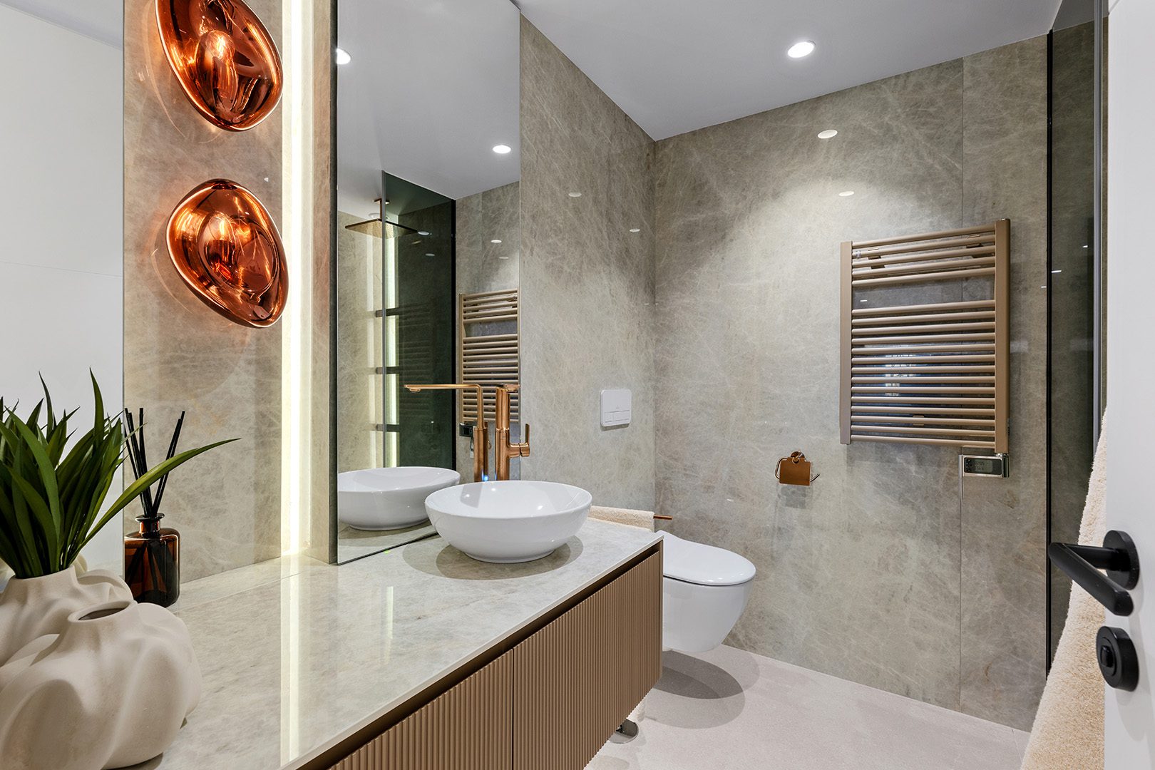 Apartment in Estepona - Image 3