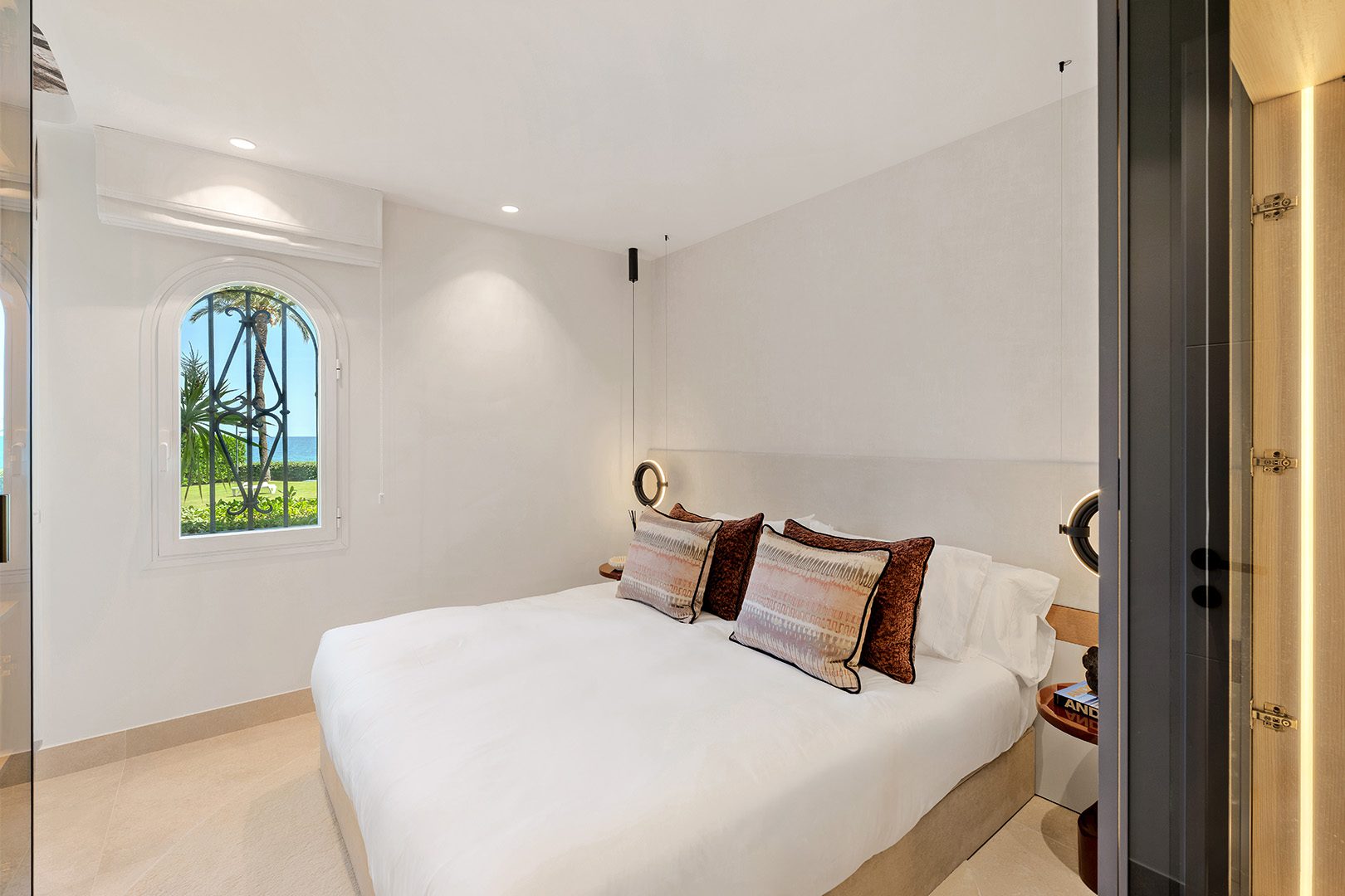 Apartment in Estepona - Image 4