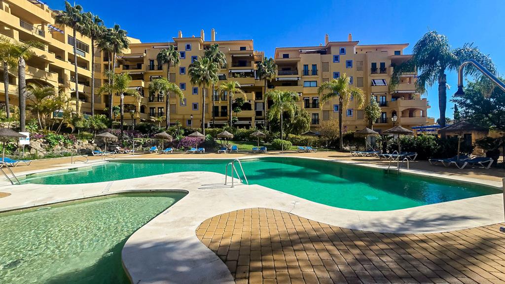 House in Atalaya Isdabe - view 1